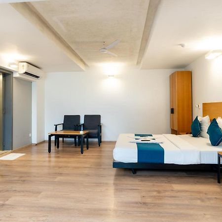 Hotel Arma Town House Мумбаи Экстерьер фото