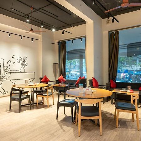 Hotel Arma Town House Мумбаи Экстерьер фото